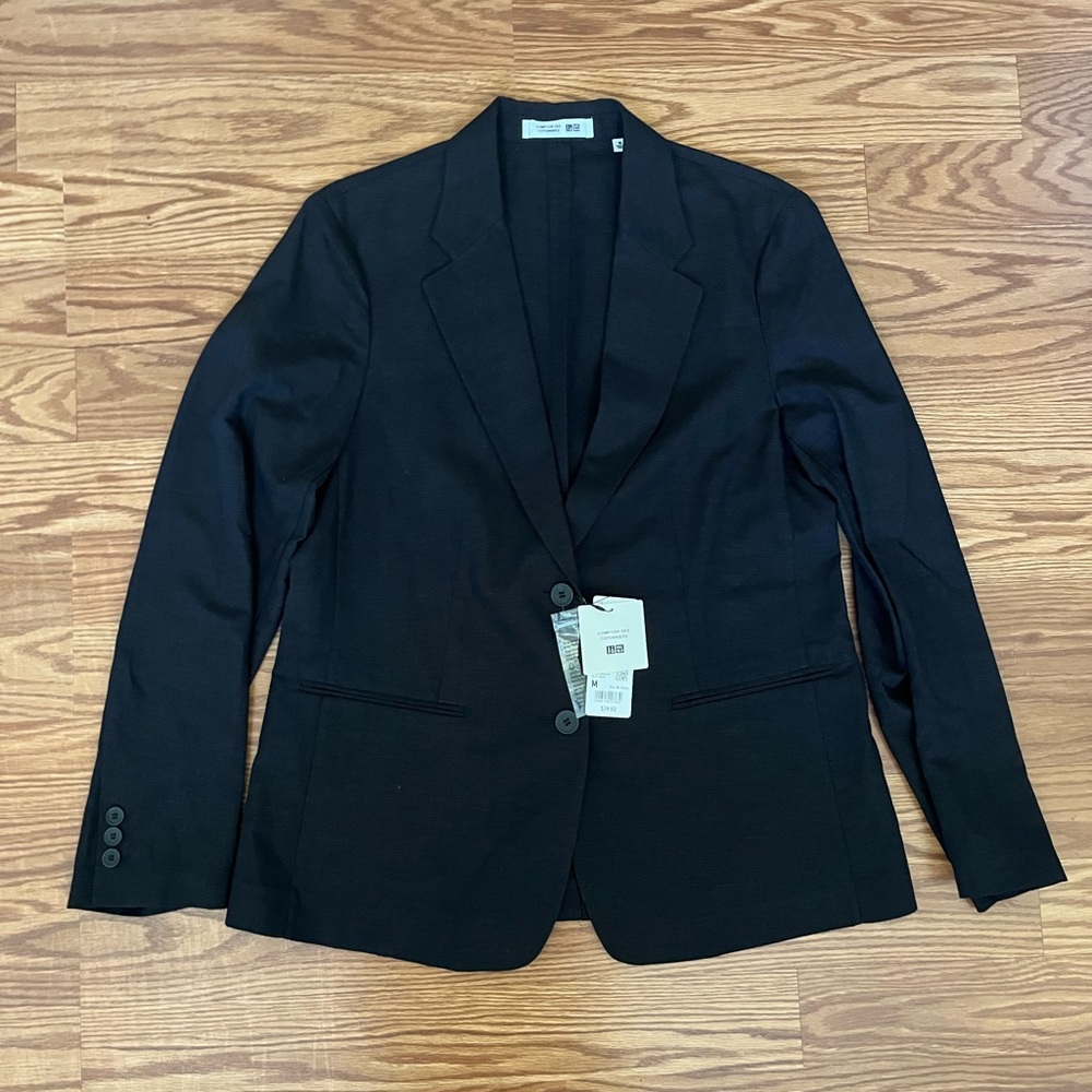 Uniqlo Black Blazer